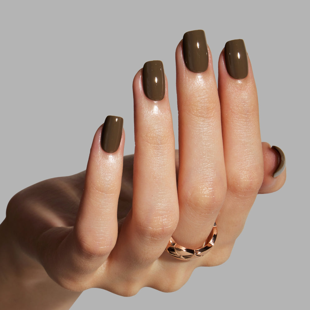 SMOKY OLIVE