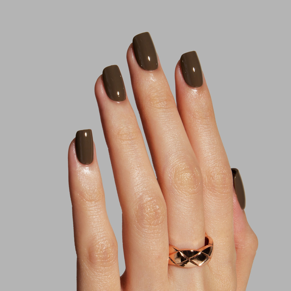 SMOKY OLIVE
